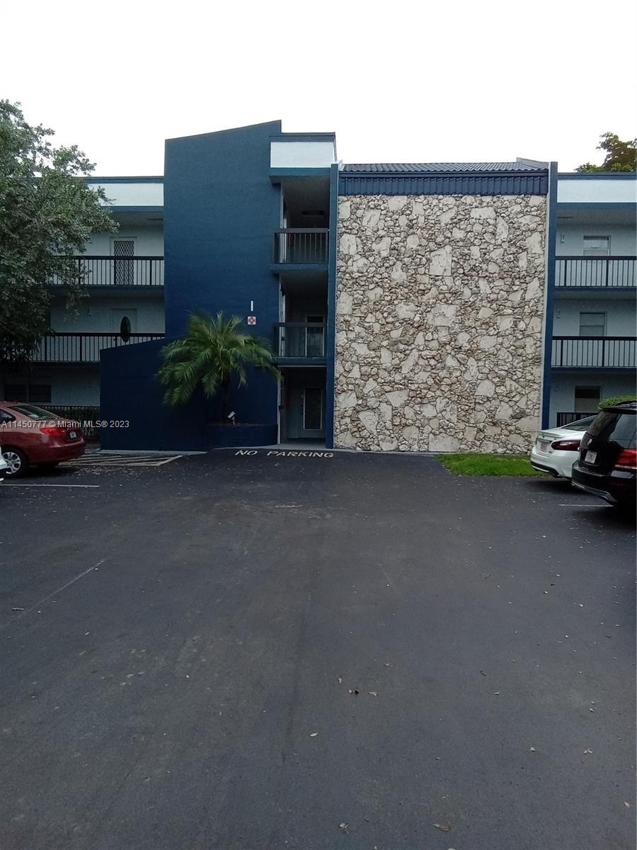 Photo of 3220 Holiday Springs Blvd #1-306 in Margate, FL