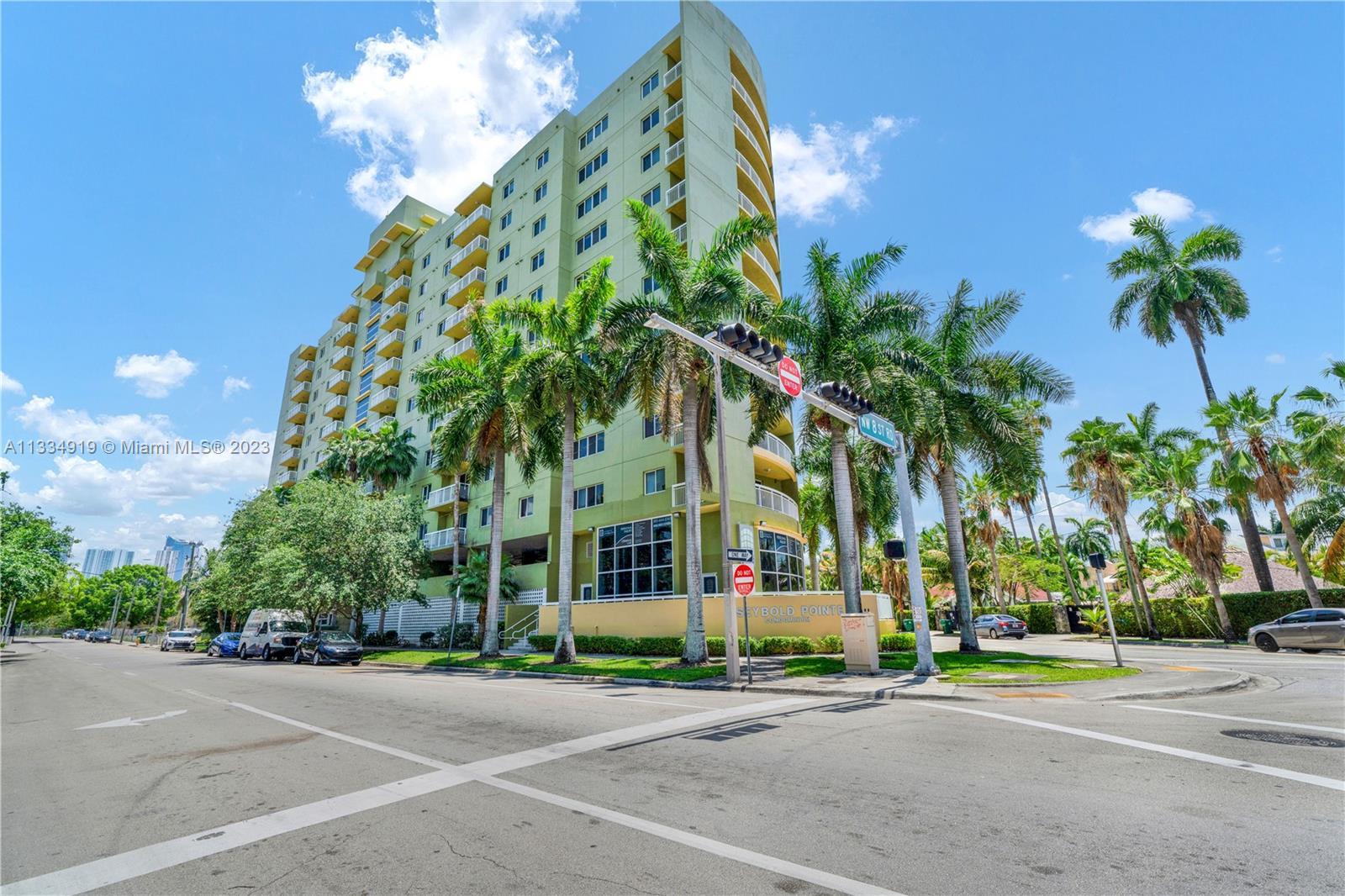 Photo of 816 NW 11th St #701 in Miami, FL