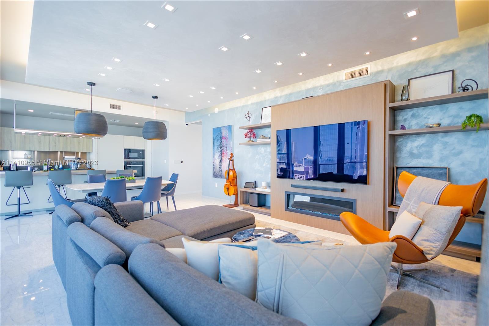 Photo of 1000 Brickell Plz #PH5707 in Miami, FL