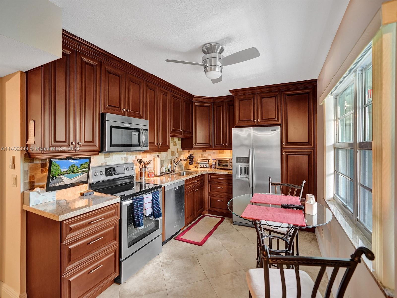 Living the Dream! Pet Friendly, Outstanding home, remodeled kitchen with granite counter tops and tu