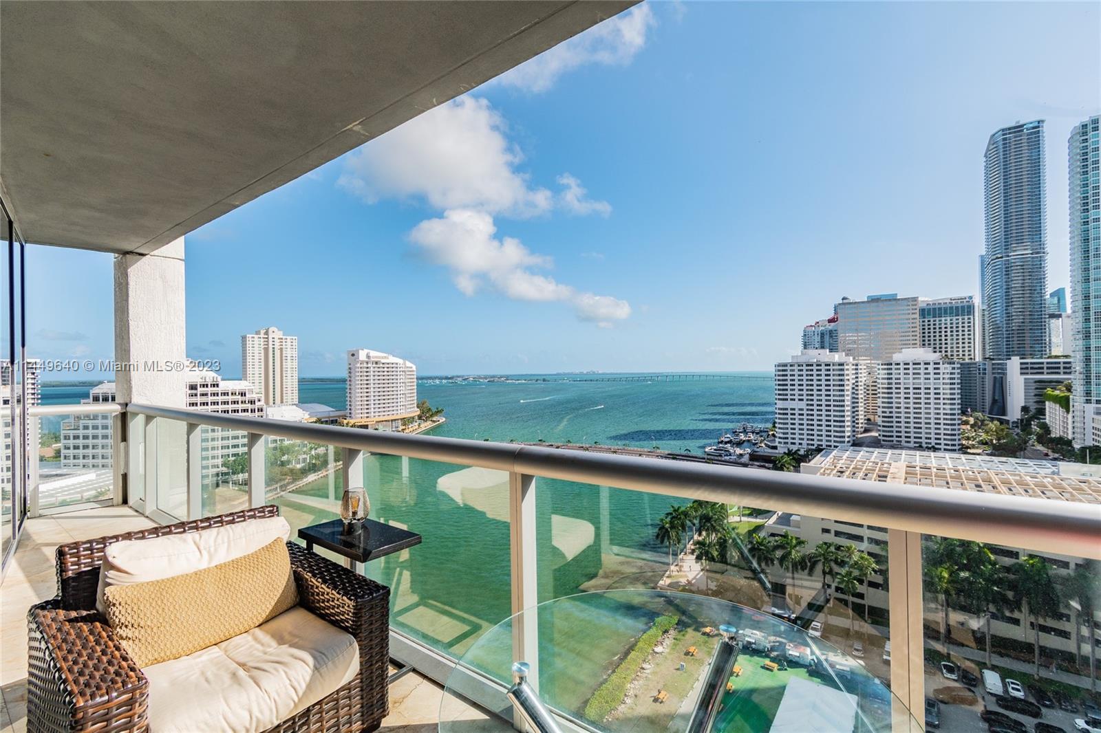 Luxury living at ICON BRICKELL. One of a kind, impeccable maintained unit, 3 Bedrooms, 2 Baths, 1,87