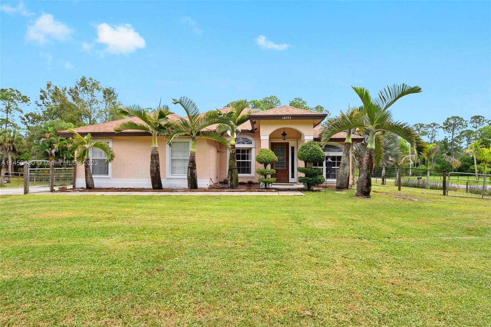 Photo of 12093 N 170th Rd in Jupiter, FL