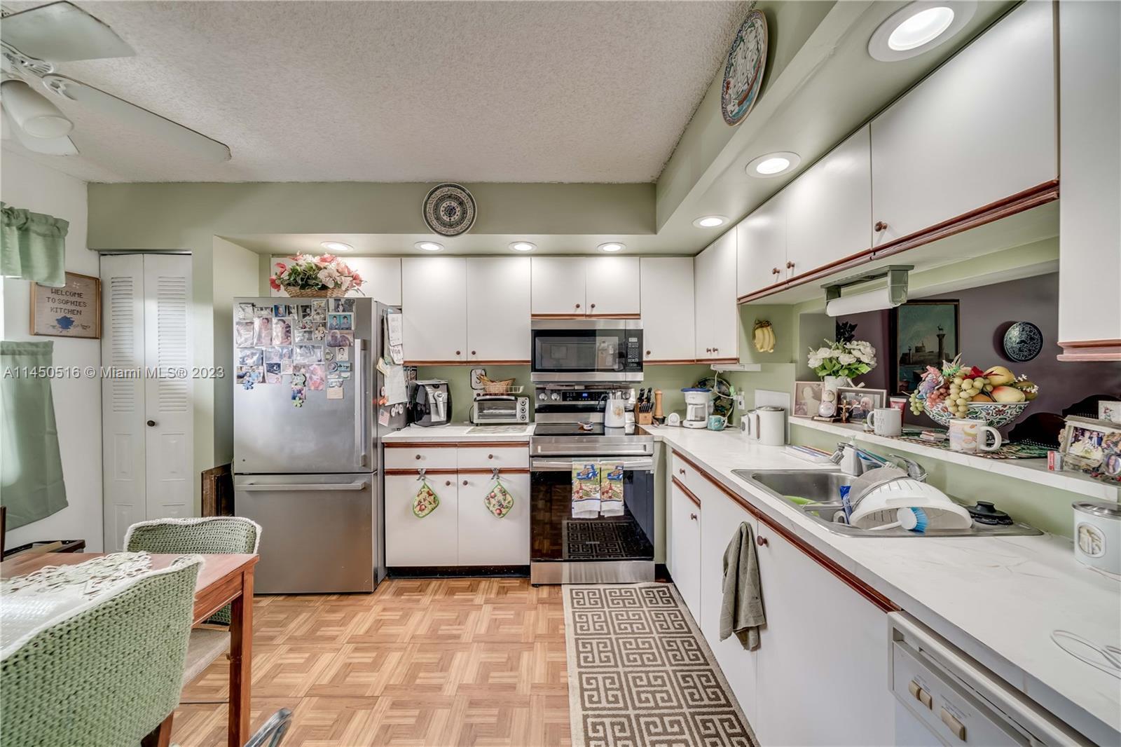 Photo of 901 SW 128th Ave #309E in Pembroke Pines, FL