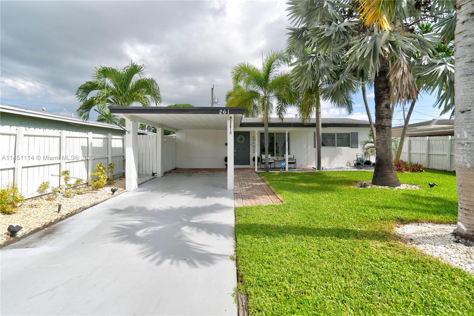 Photo of 261 NW 47th Ct in Oakland Park, FL