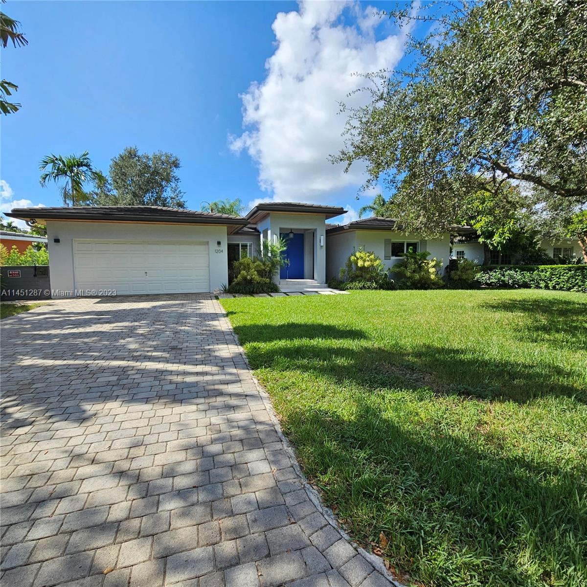 Photo of 1204 Placetas Ave in Coral Gables, FL
