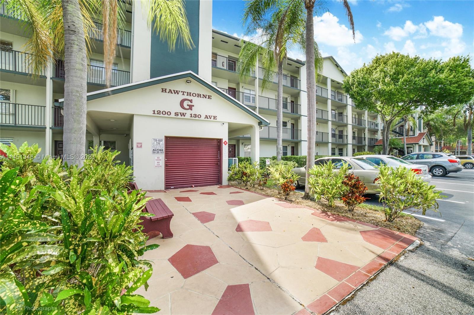 Photo of 1200 SW 130th Ave #107G in Pembroke Pines, FL