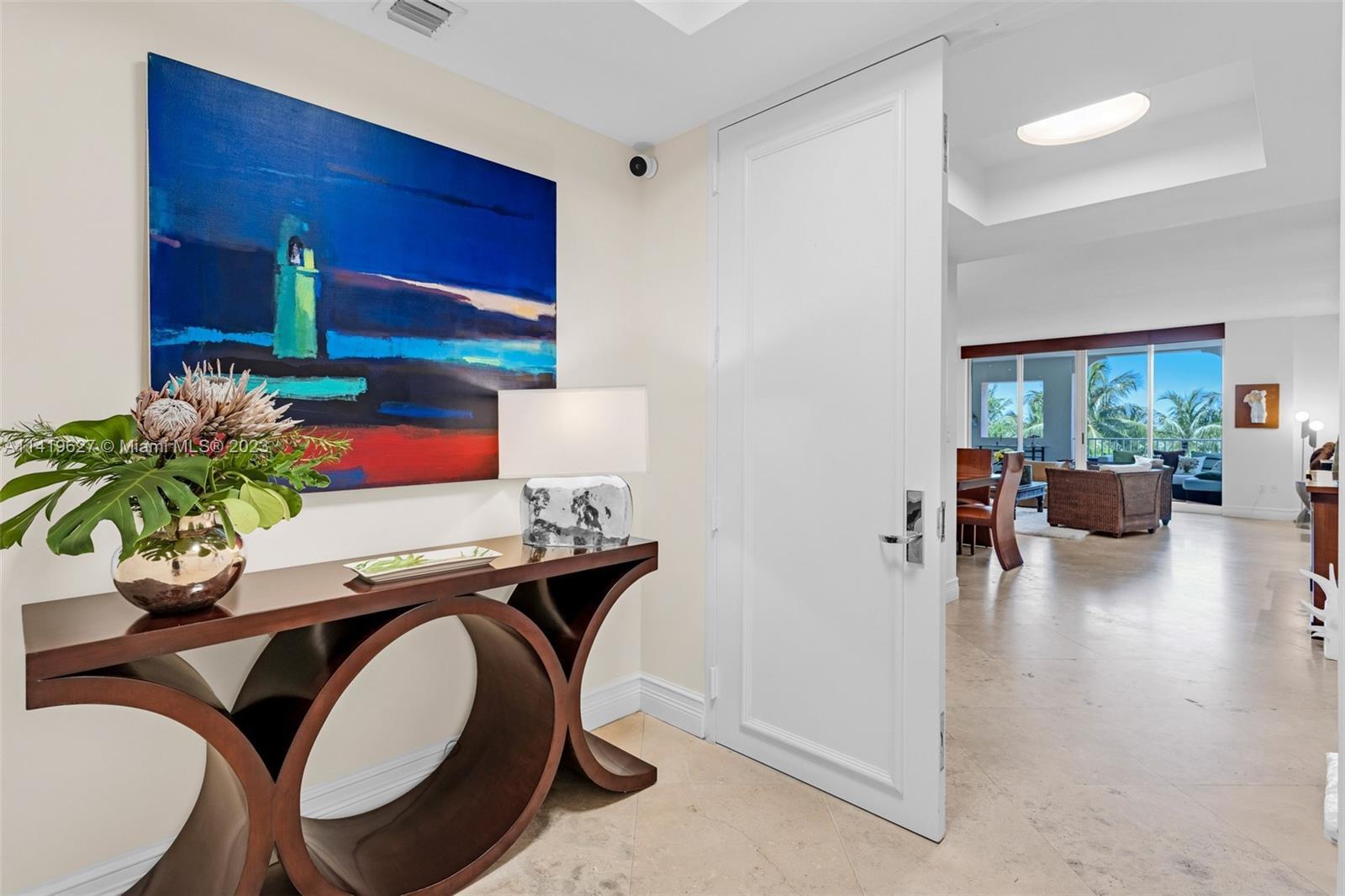 Photo of 727 Crandon Blvd #401 in Key Biscayne, FL