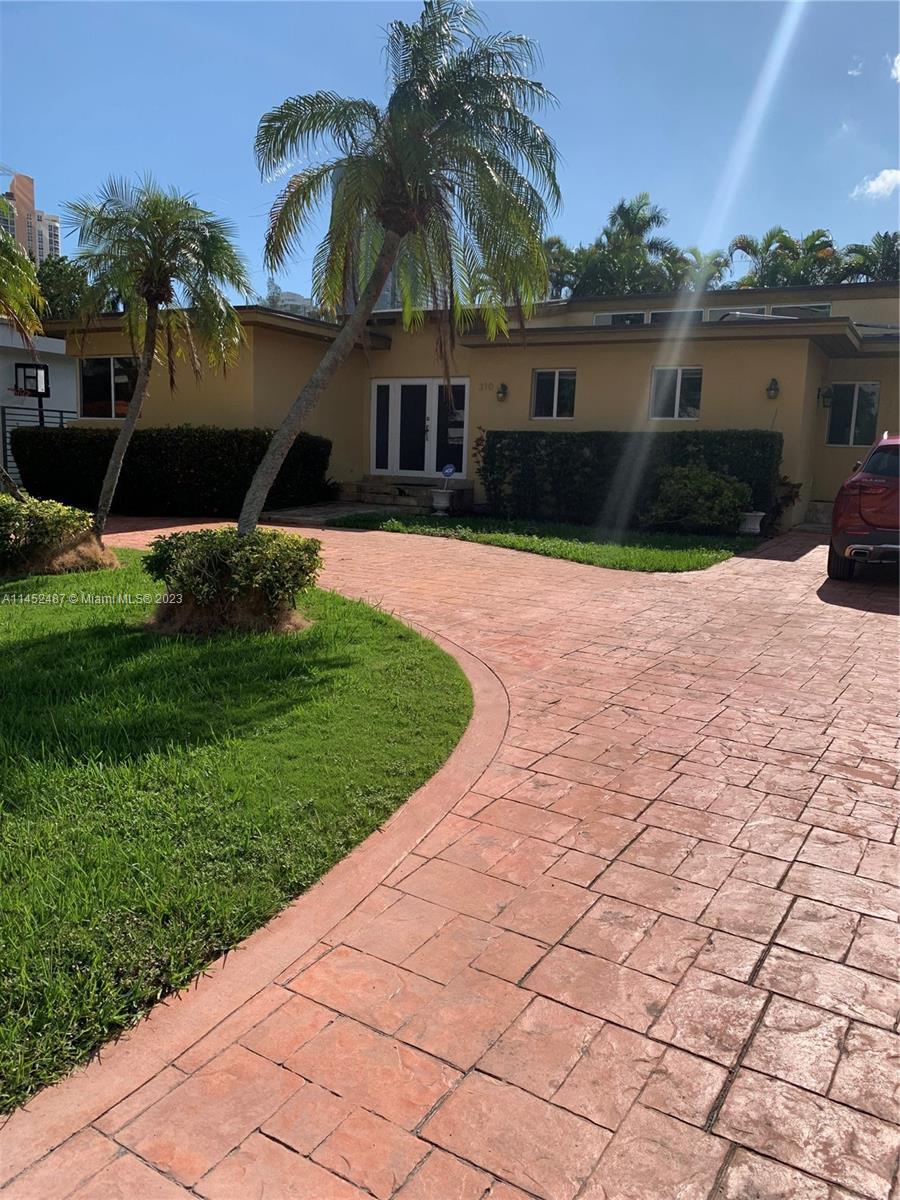 Photo of 310 191st Ter in Sunny Isles Beach, FL