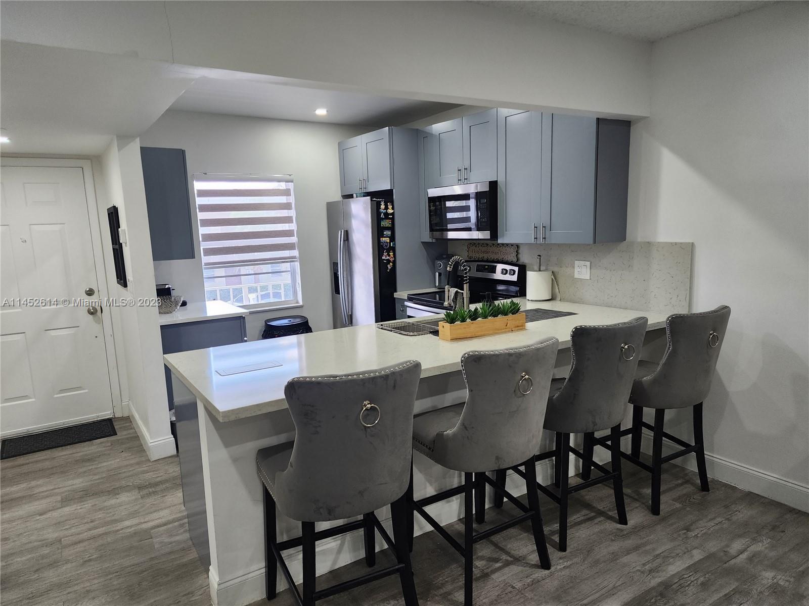 Photo of 7605 NW 4th Pl #206 in Margate, FL