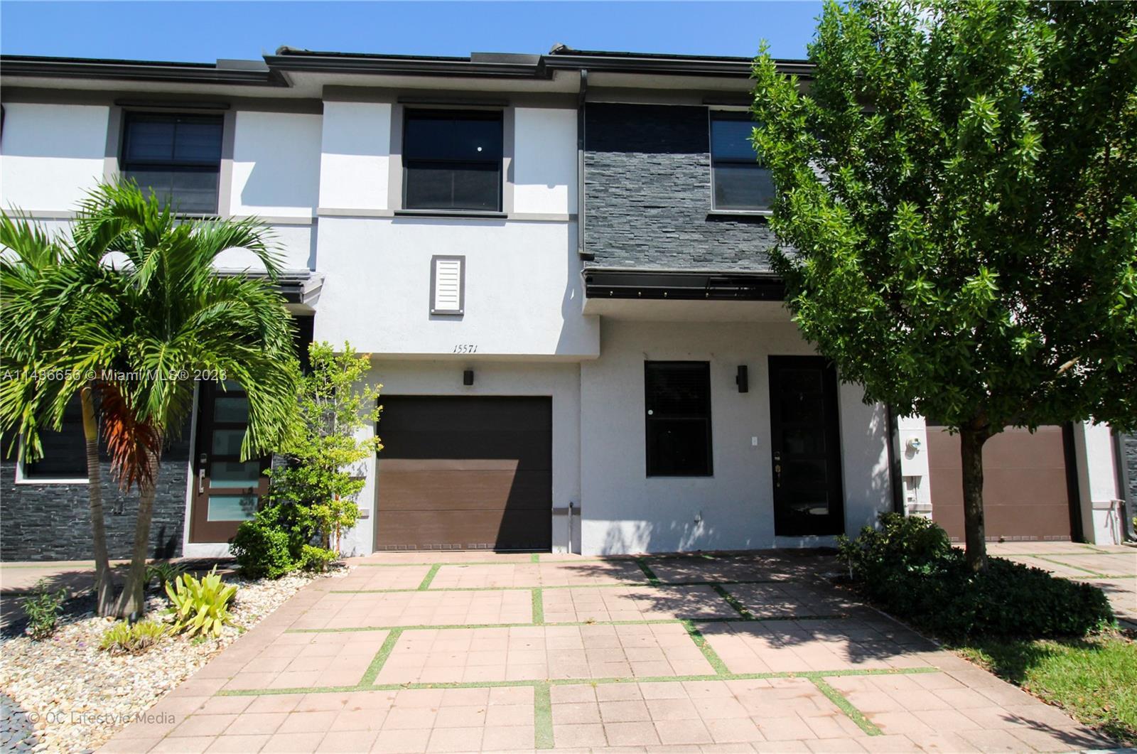 Photo of 15571 NW 91st Ct in Miami Lakes, FL
