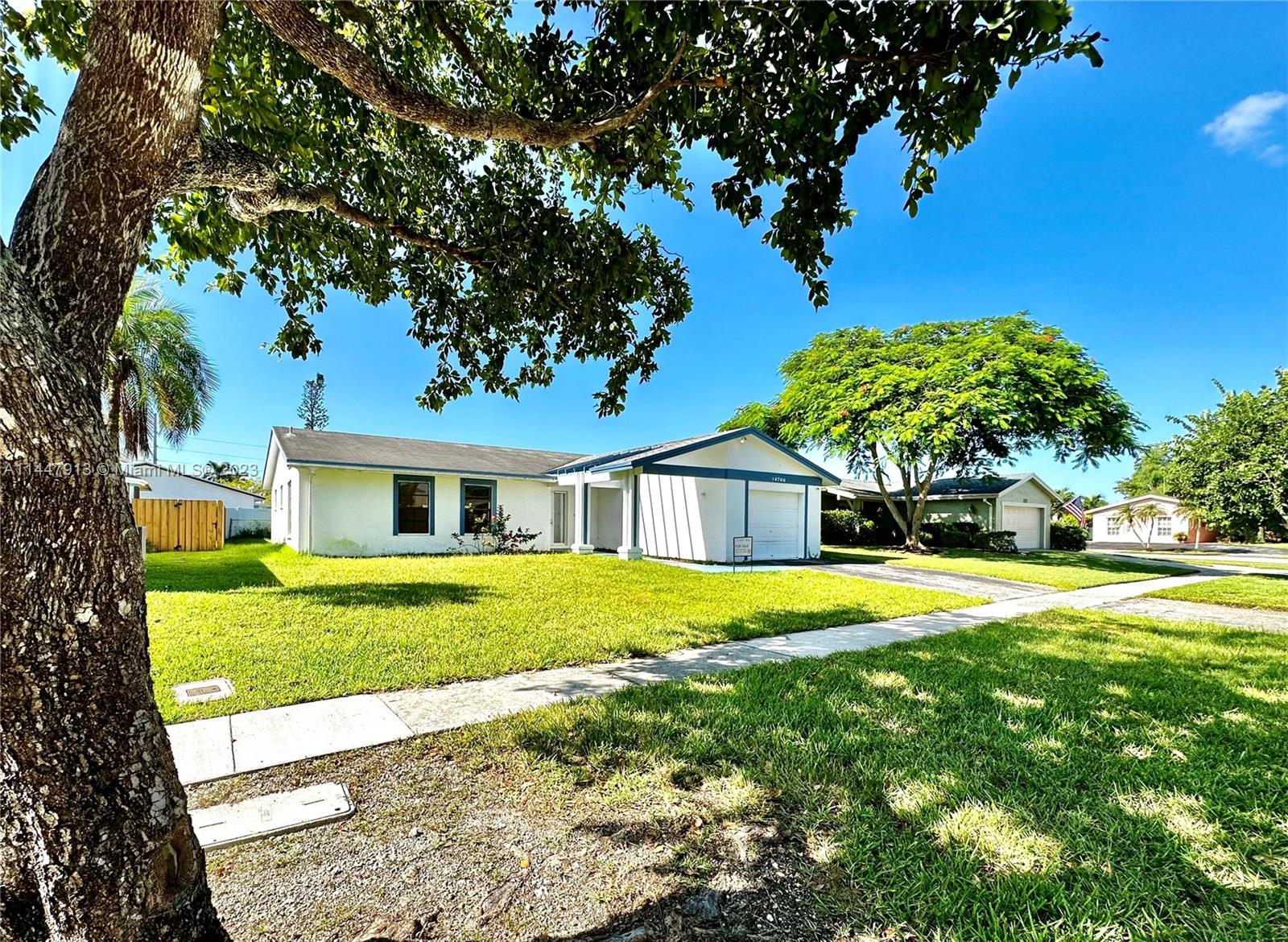 Photo of 16708 SW 5th Wy in Weston, FL