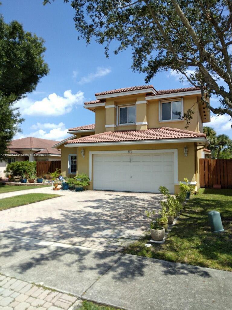 Photo of 376 Vista Verdi Rd in Davie, FL