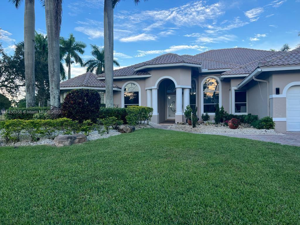 Photo of 2534 Poinciana Dr in Weston, FL