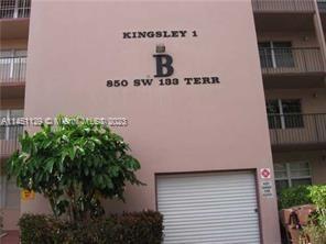 Photo of 850 SW 133rd Ter #405B in Pembroke Pines, FL