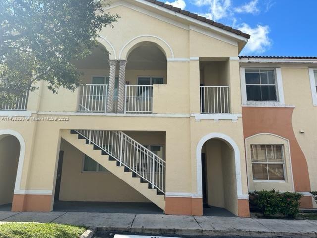 Photo of 1660 SE 29th St #202 in Homestead, FL