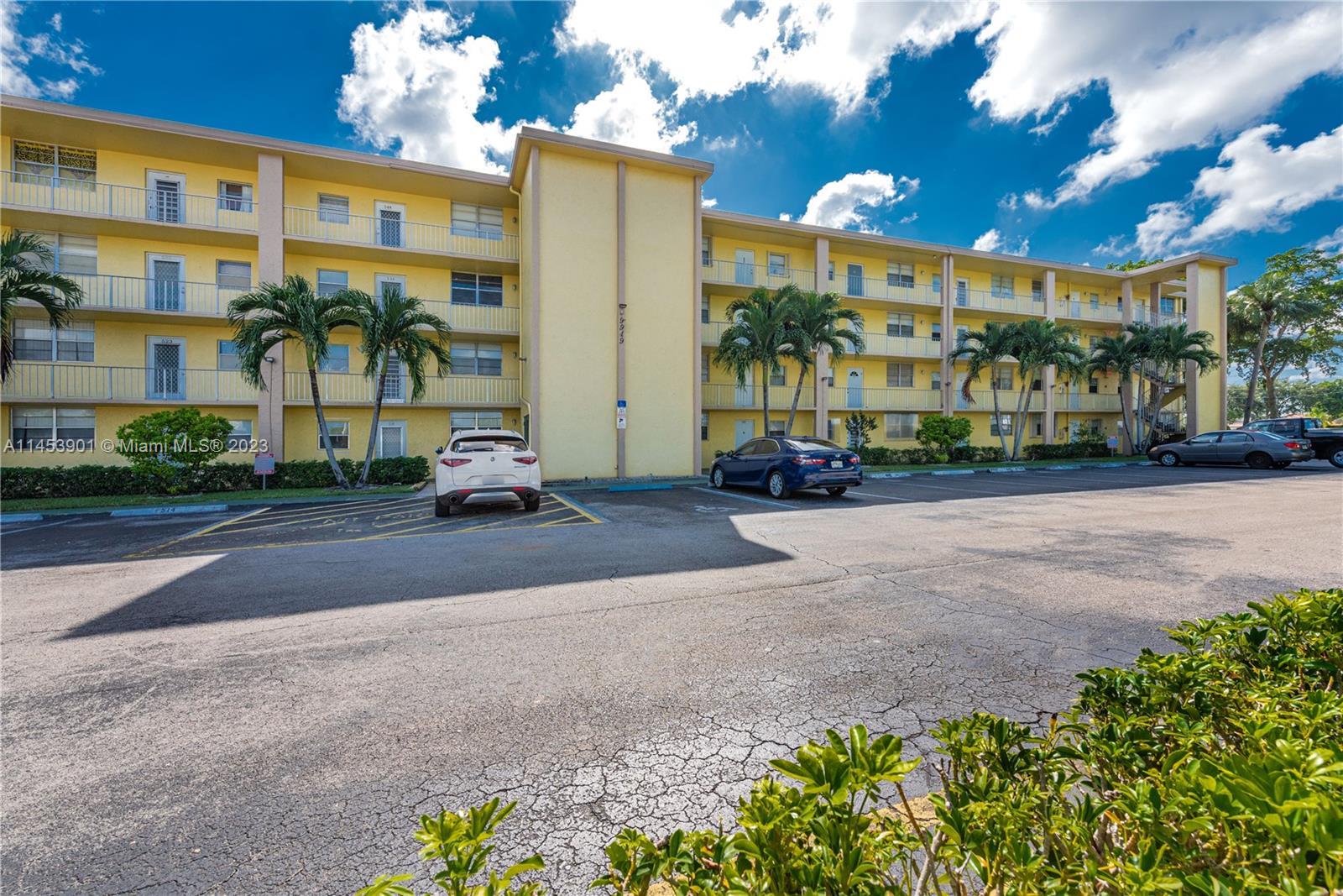 Photo of 9949 Sandalfoot Blvd #538 in Boca Raton, FL