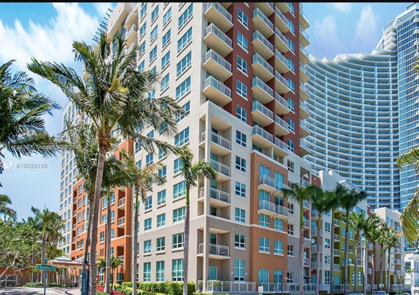 ****Opportunity to own a condo in the sought-after area of Edgewater at an amazing price! Just acros
