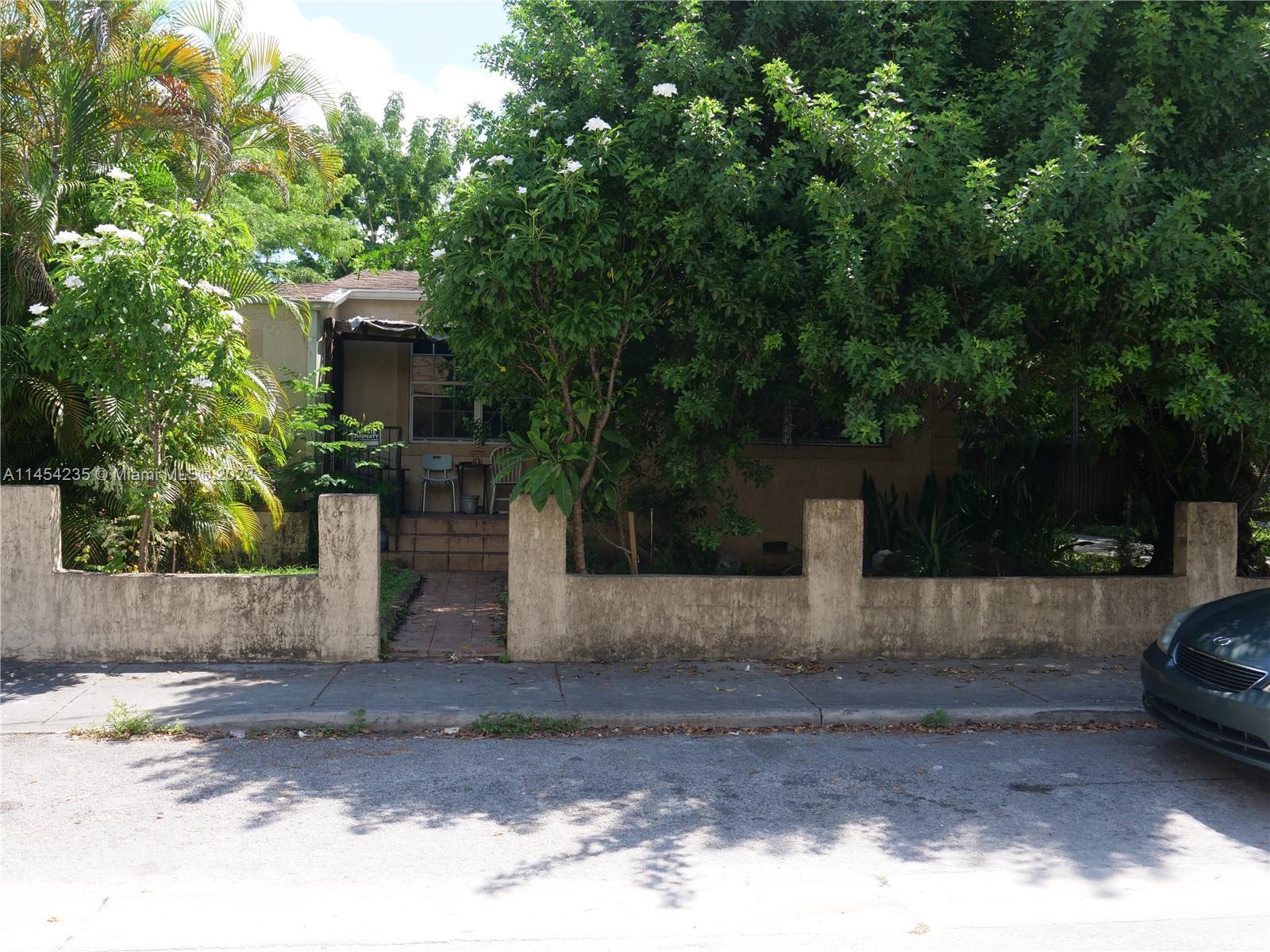 Photo of 4721 NW 6th Ave in Miami, FL