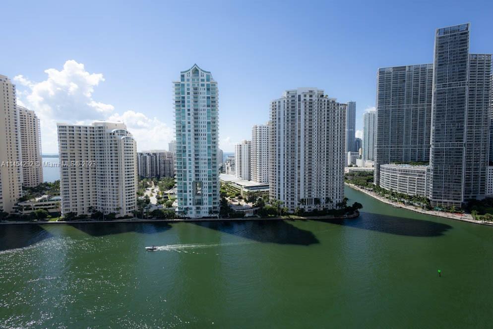 Photo of 325 S Biscayne Blvd #2319 in Miami, FL