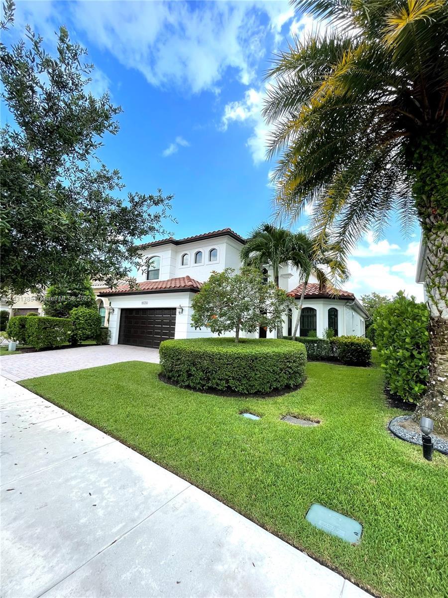 Photo of 10350 Cameilla St in Parkland, FL