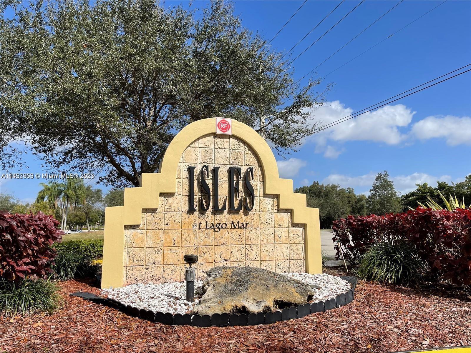 Photo of 417 Vista Isles Dr #2327 in Sunrise, FL