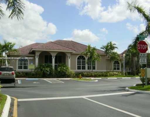 Photo of 3241 Sabal Palm Mnr #101 in Davie, FL