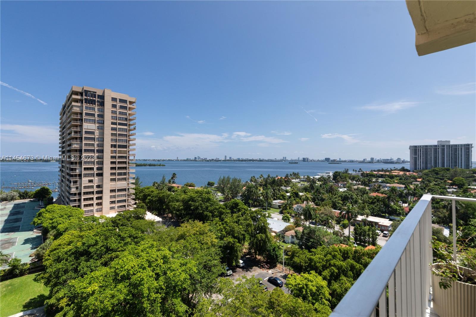 Photo of 11111 Biscayne Blvd #5B (528) in Miami, FL