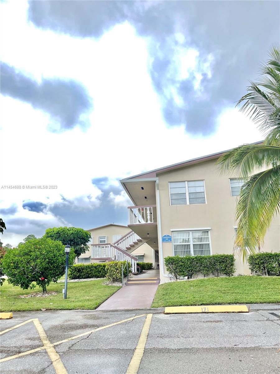 Photo of 192 Cambridge H #192 in West Palm Beach, FL