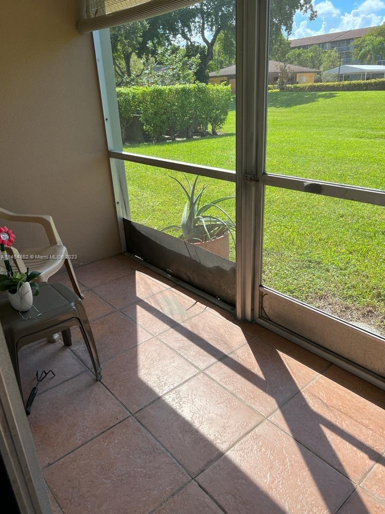 Photo of 13250 SW 7th Ct #110L in Pembroke Pines, FL