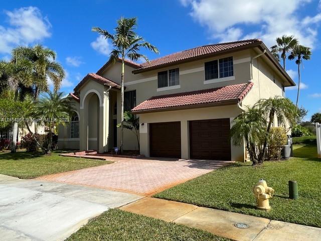 Photo of 1231 NW 179th Ave in Pembroke Pines, FL
