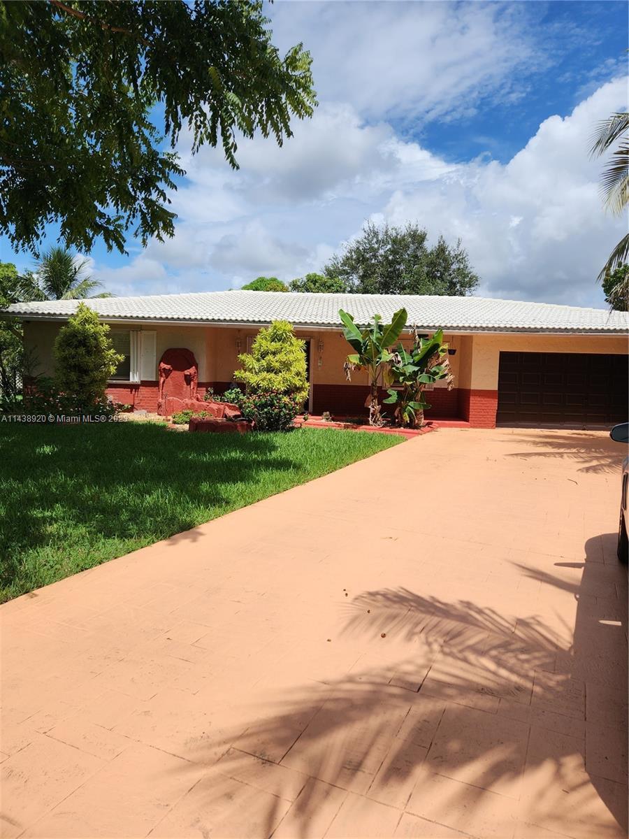 Photo of 4321 NW 110th Ct in Coral Springs, FL