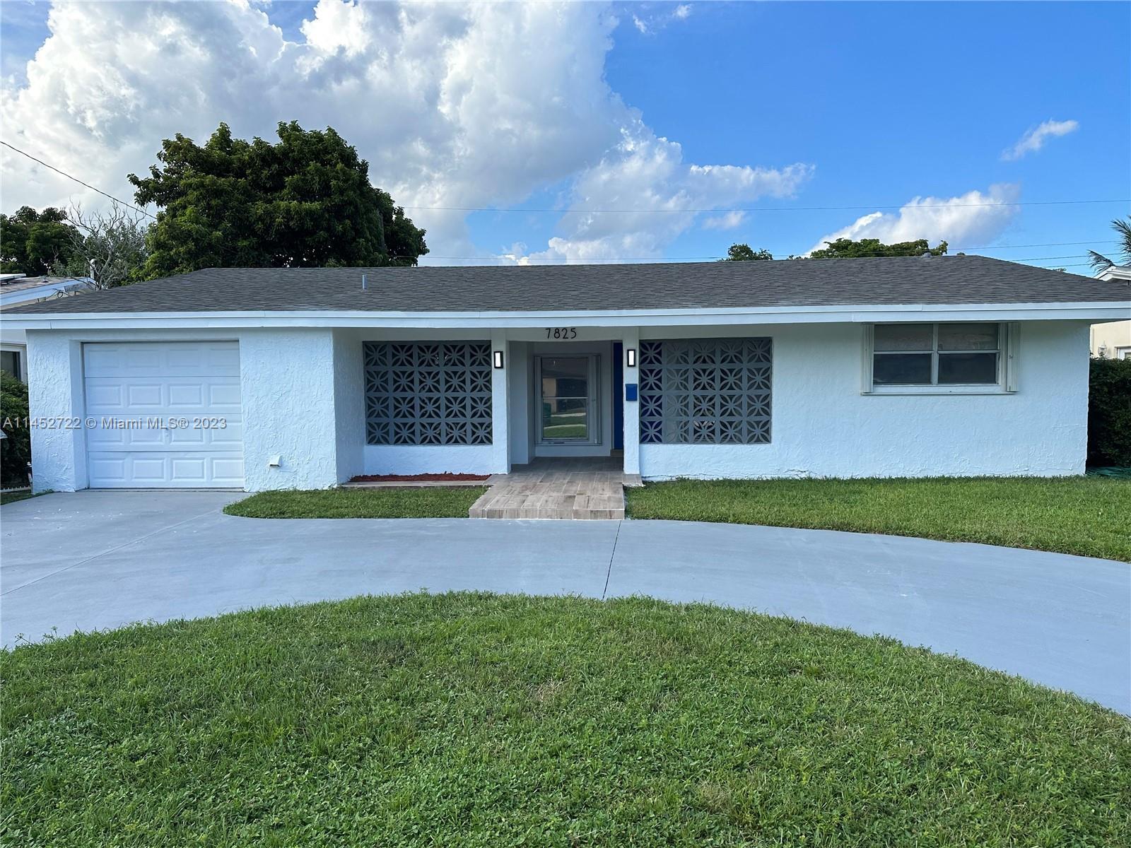 Photo of 7825 Venetian St in Miramar, FL