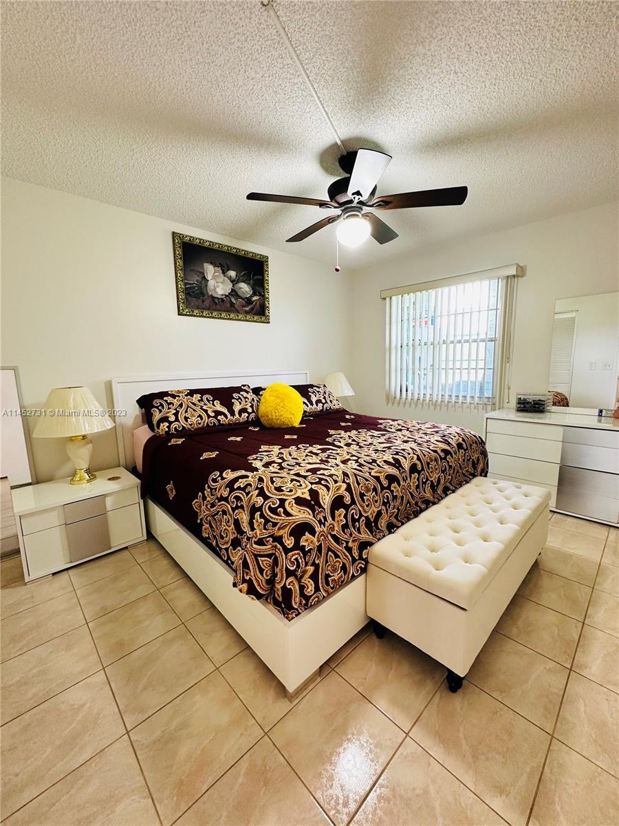 Photo of 551 SW 135th Ave #206B in Pembroke Pines, FL