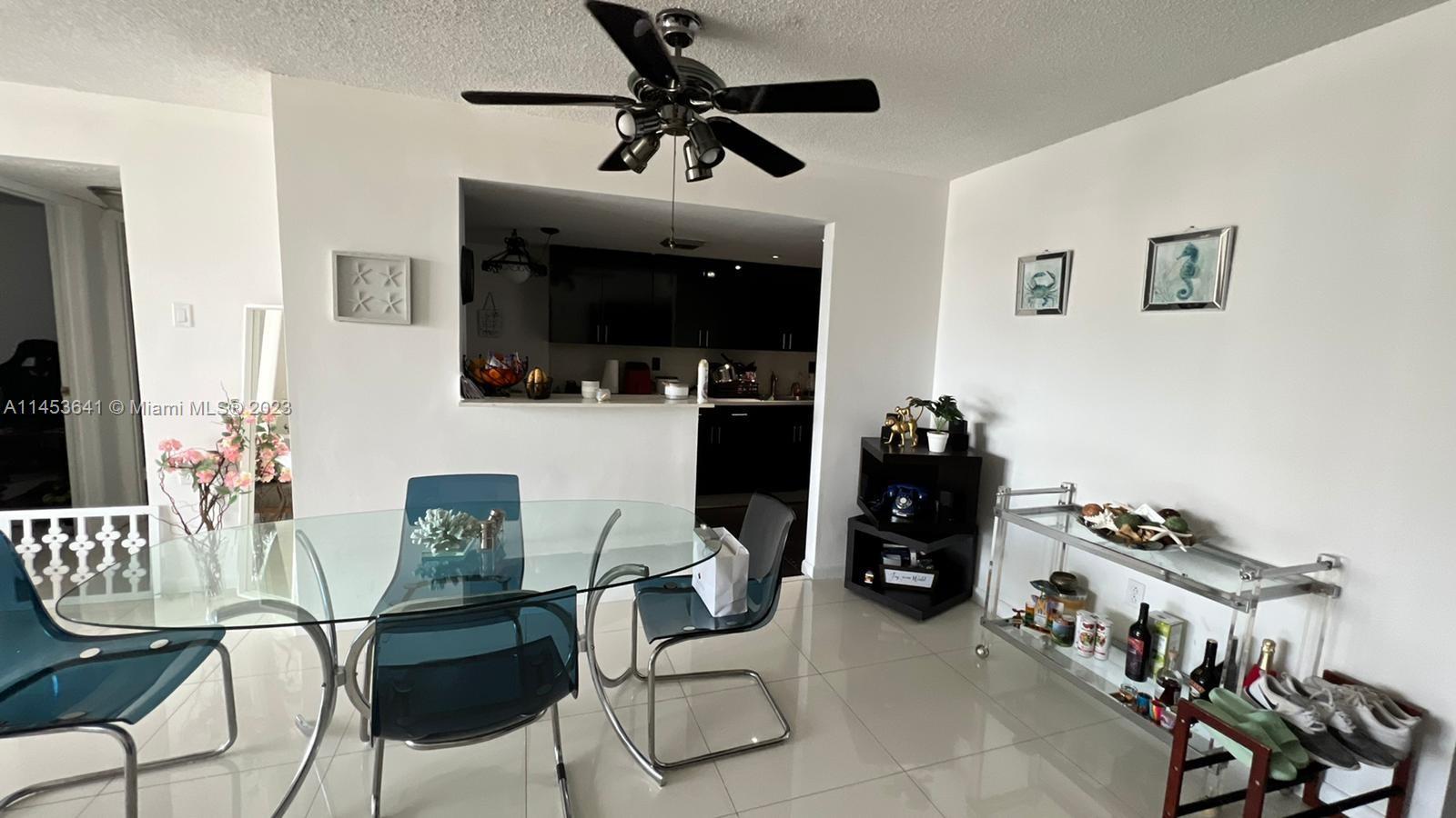 Photo of 18021 Biscayne Blvd #402 in Aventura, FL