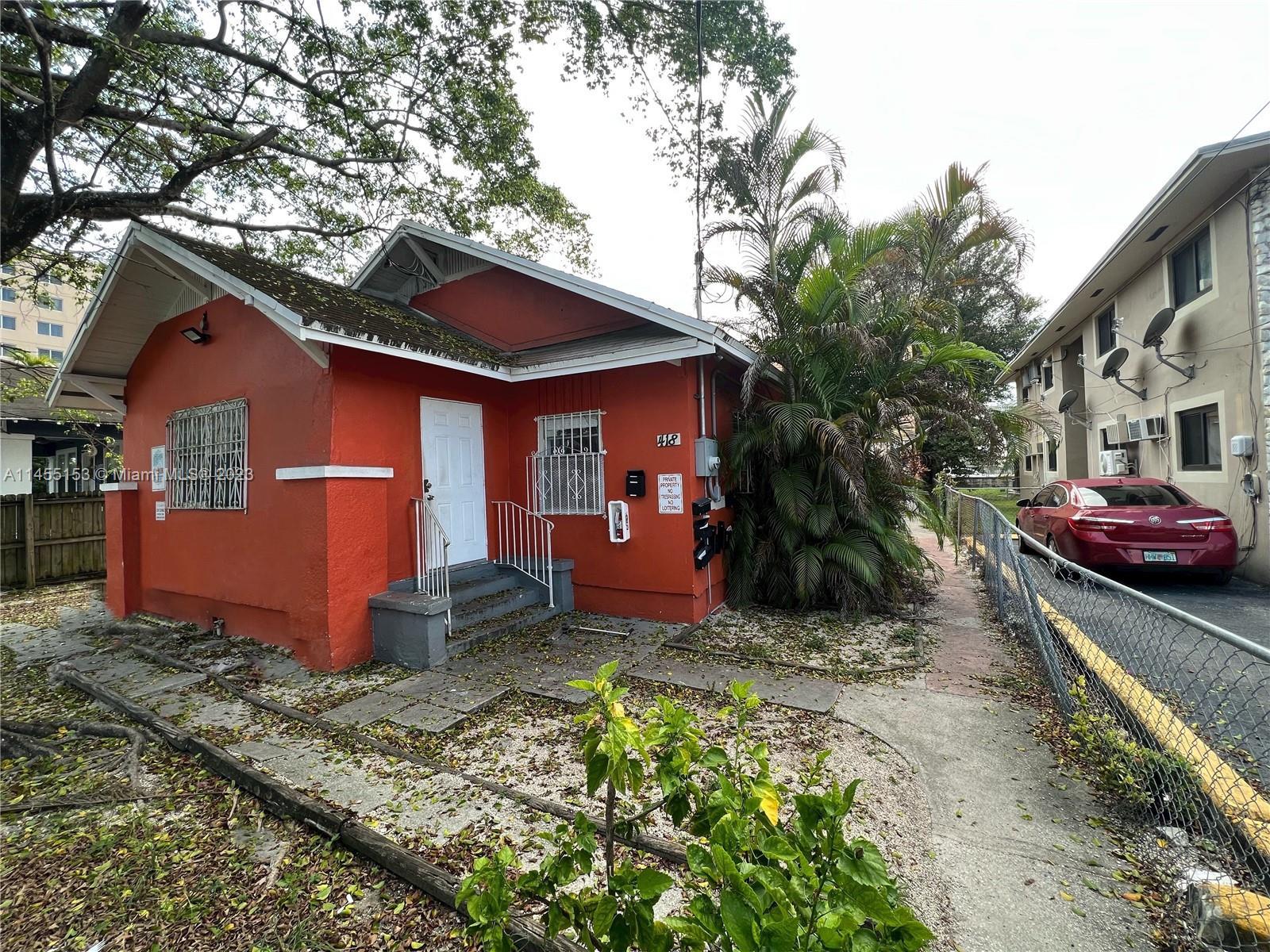 Photo of 418 NW 9th Ave in Miami, FL