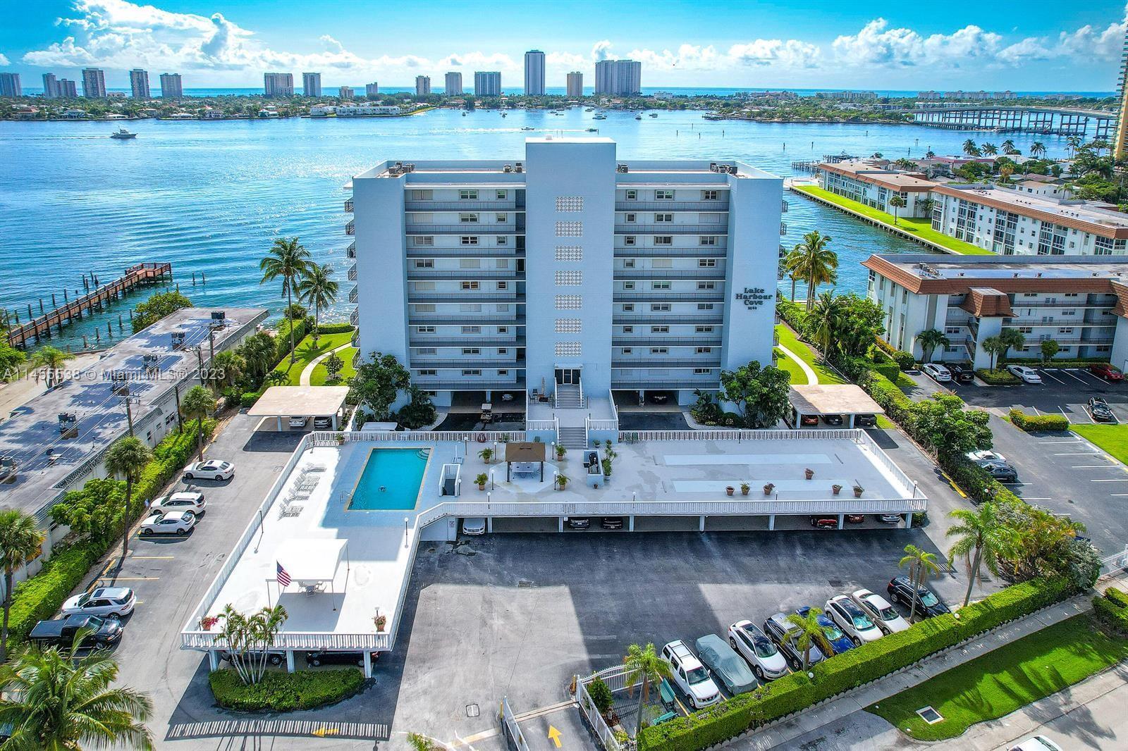 Photo of 3040 Lake Shore Dr #402 in Riviera Beach, FL