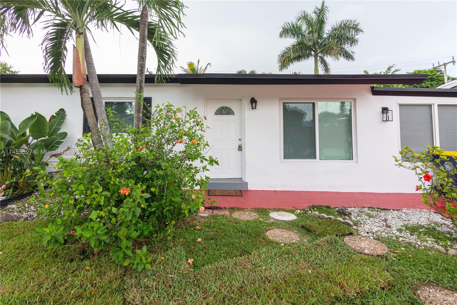 Photo of 4917 SW 43rd Ter in Dania Beach, FL