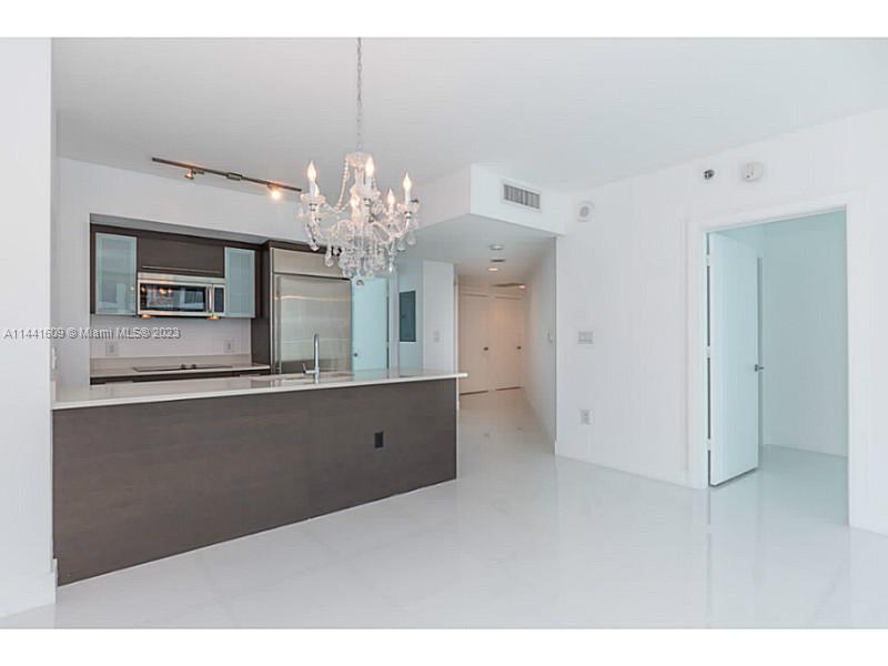 Photo of 500 Brickell Ave #2910 in Miami, FL