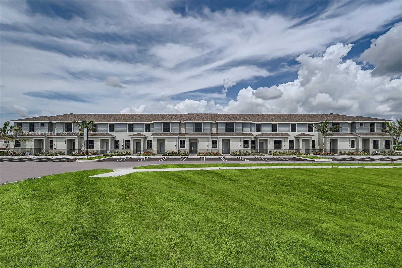 Photo of 290 NE 12 St in Florida City, FL