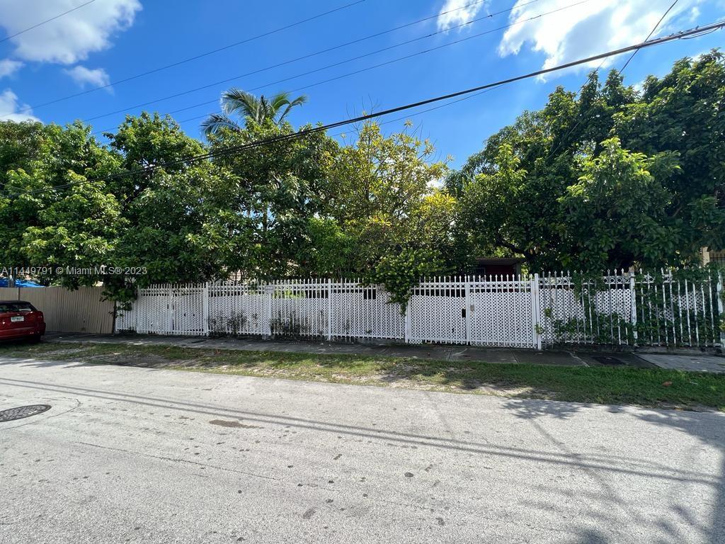 Photo of 3427 NW 9th Ave in Miami, FL