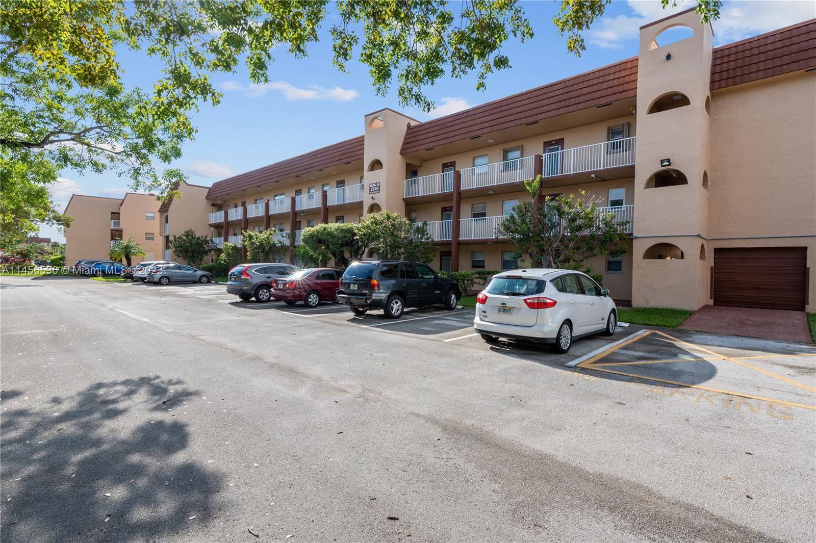 Photo of 2741 N Pine Island Rd #103 in Sunrise, FL