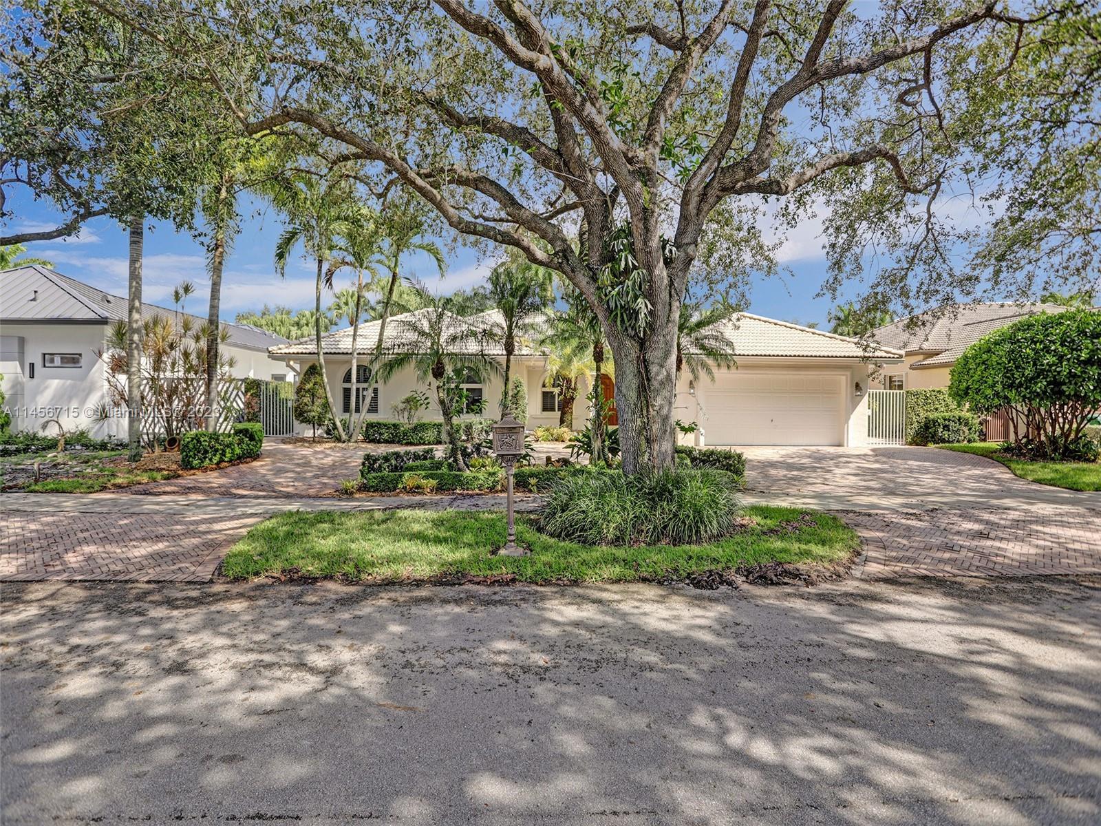 Photo of 8275 NW 158th Ter in Miami Lakes, FL