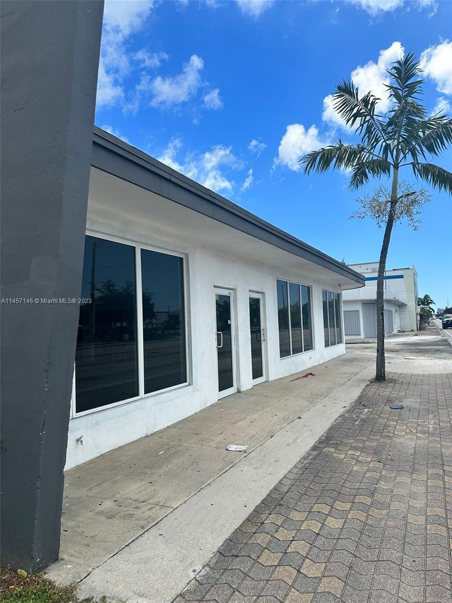 Photo of 3055 W Broward Blvd in Fort Lauderdale, FL
