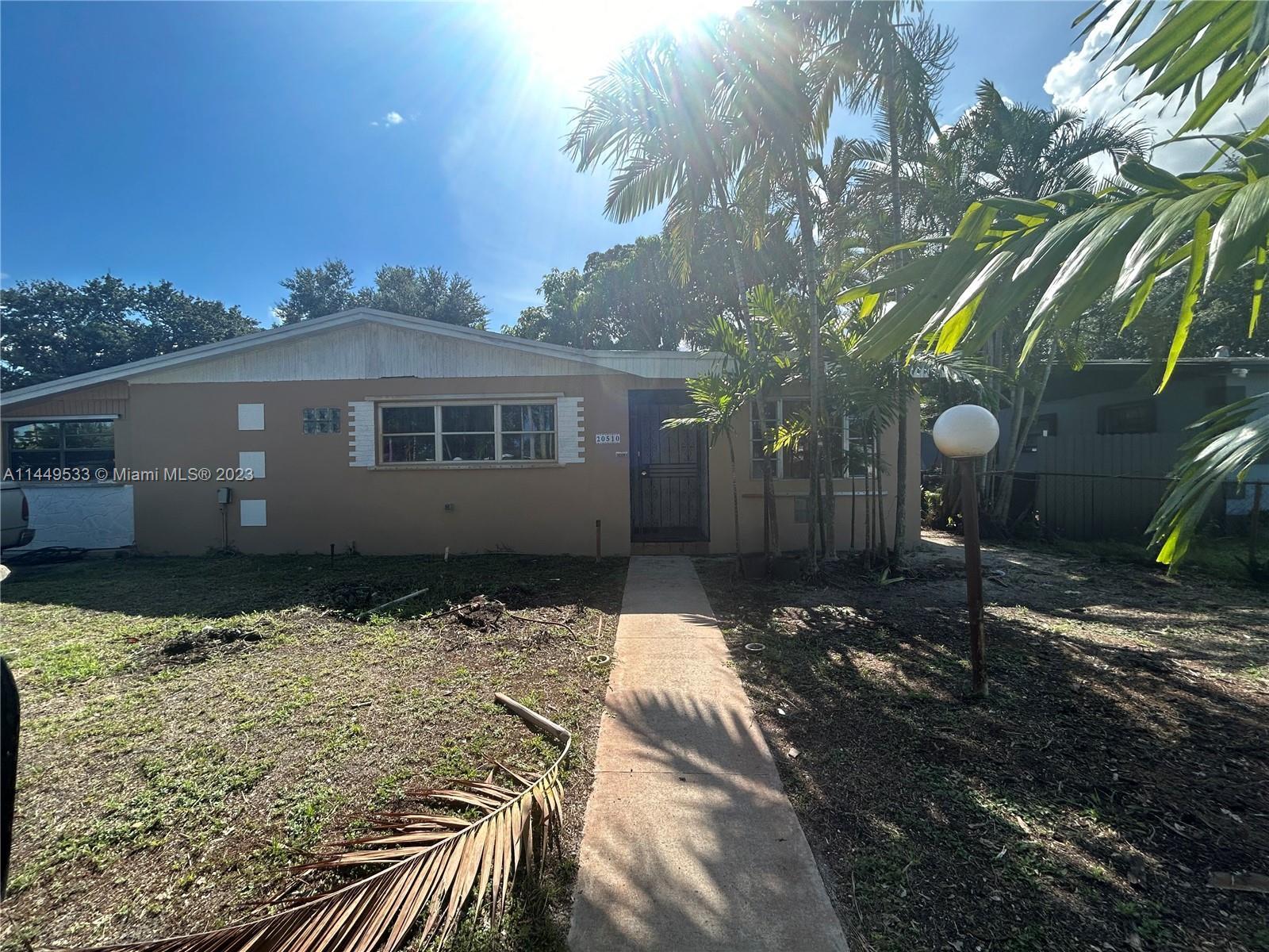 Photo of 20510 NW 33rd Pl in Miami Gardens, FL
