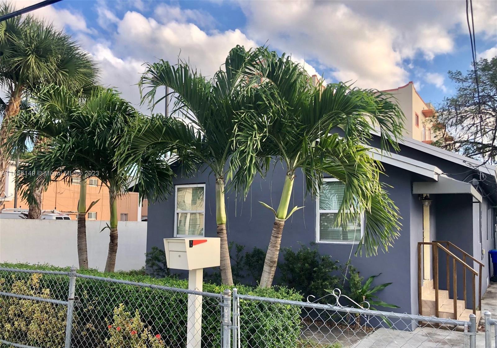Photo of 2160 NW 19th St in Miami, FL