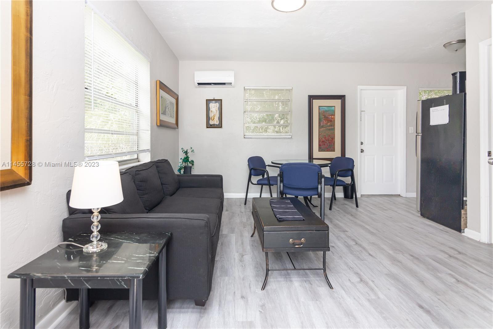 Photo of 105 SW 5th Ct in Dania Beach, FL