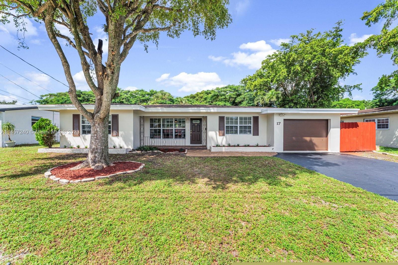 Photo of 17 NW 45th Ave in Plantation, FL