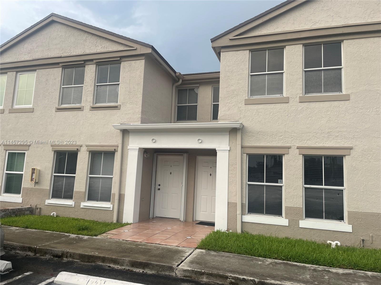 Photo of 9187 Fontainebleau Blvd #405 in Miami, FL