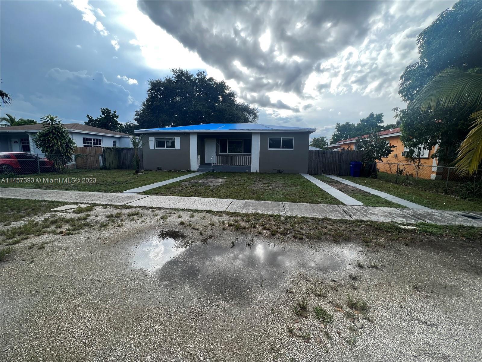 Photo of 15570 NE 13th Ave in North Miami Beach, FL