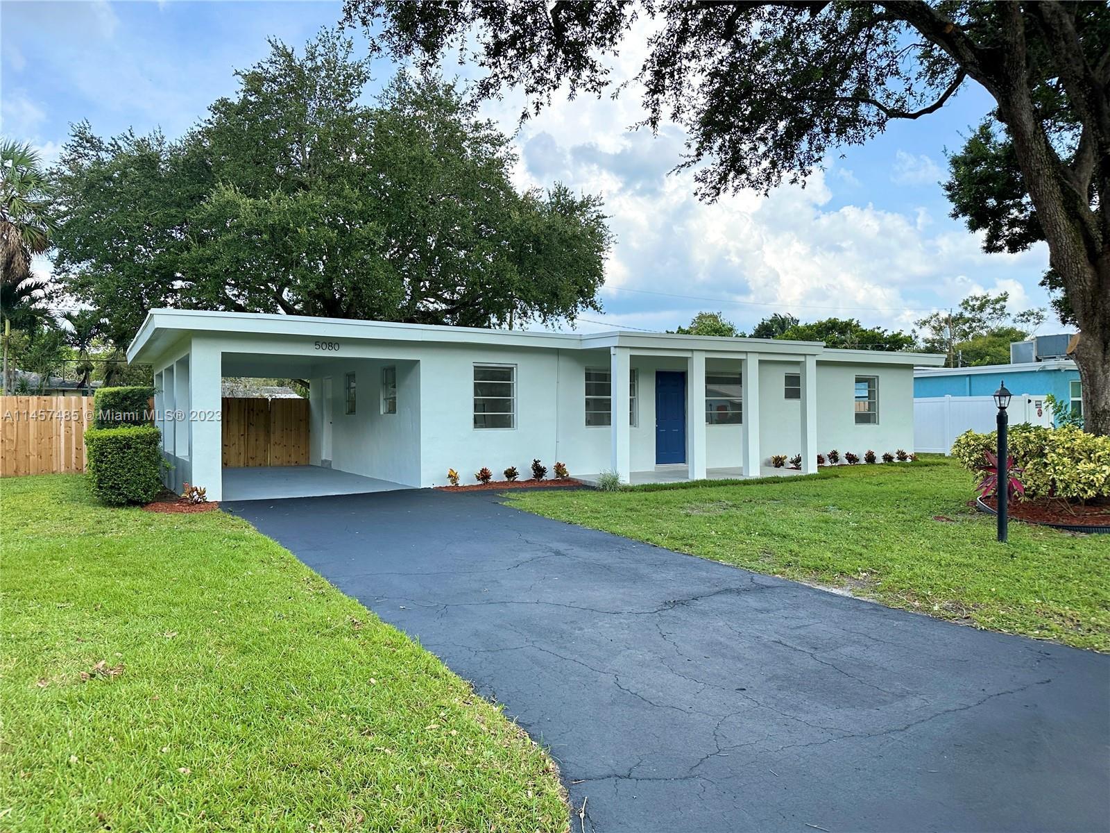 Photo of 5080 SW 28th Ave in Dania Beach, FL